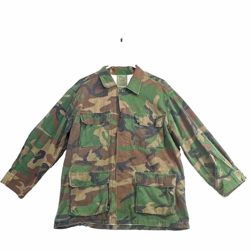 Vintage U.S. Military Battle Dress Uniform (BDU) Combat Coat 8415-01-084-1659
